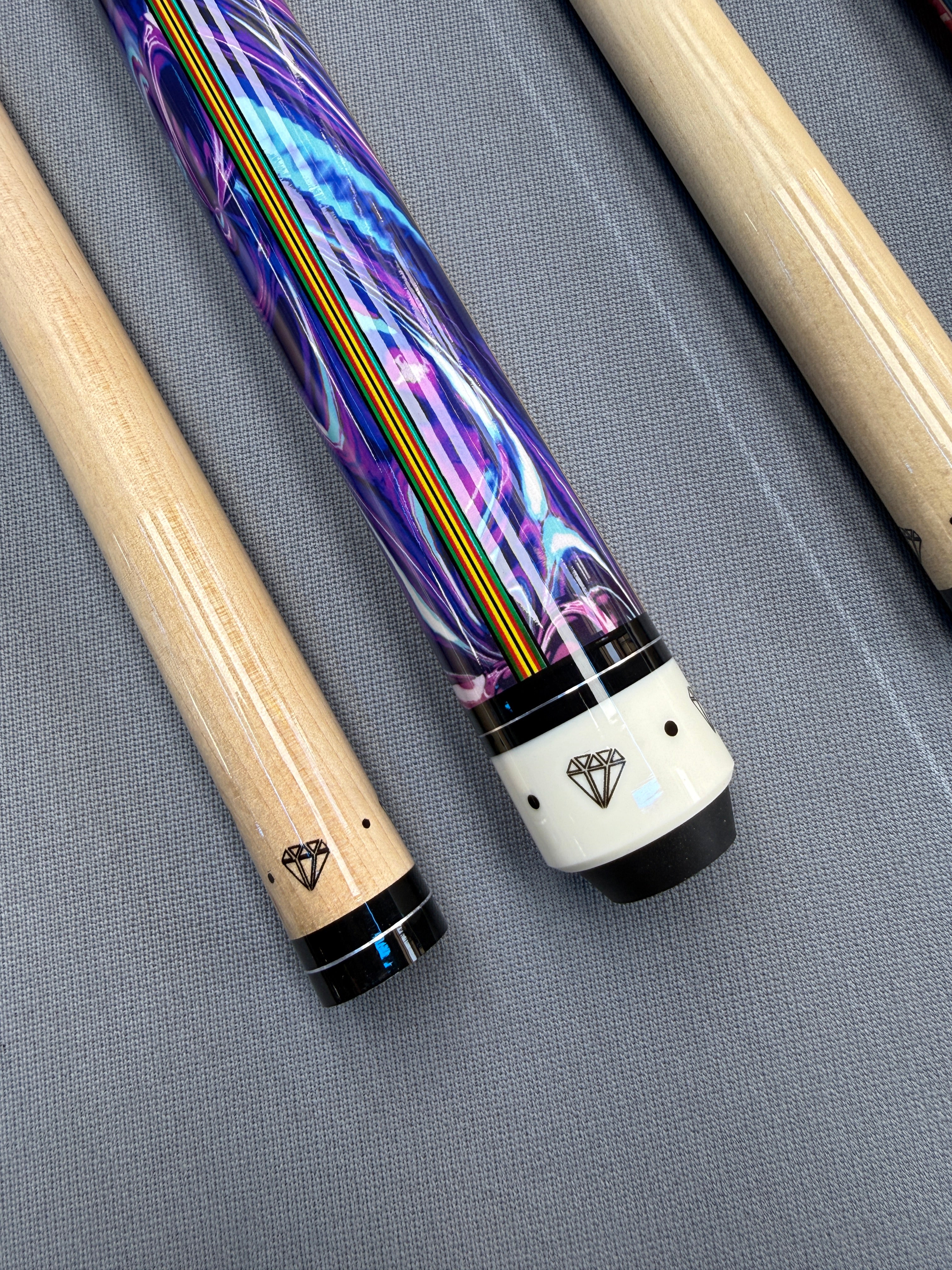 Diamond Astro cues