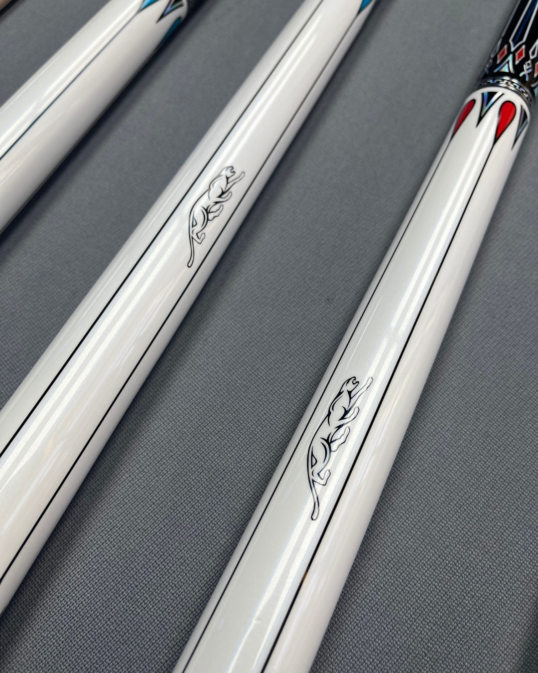 Predator-Style Uni-Loc Cue Stick